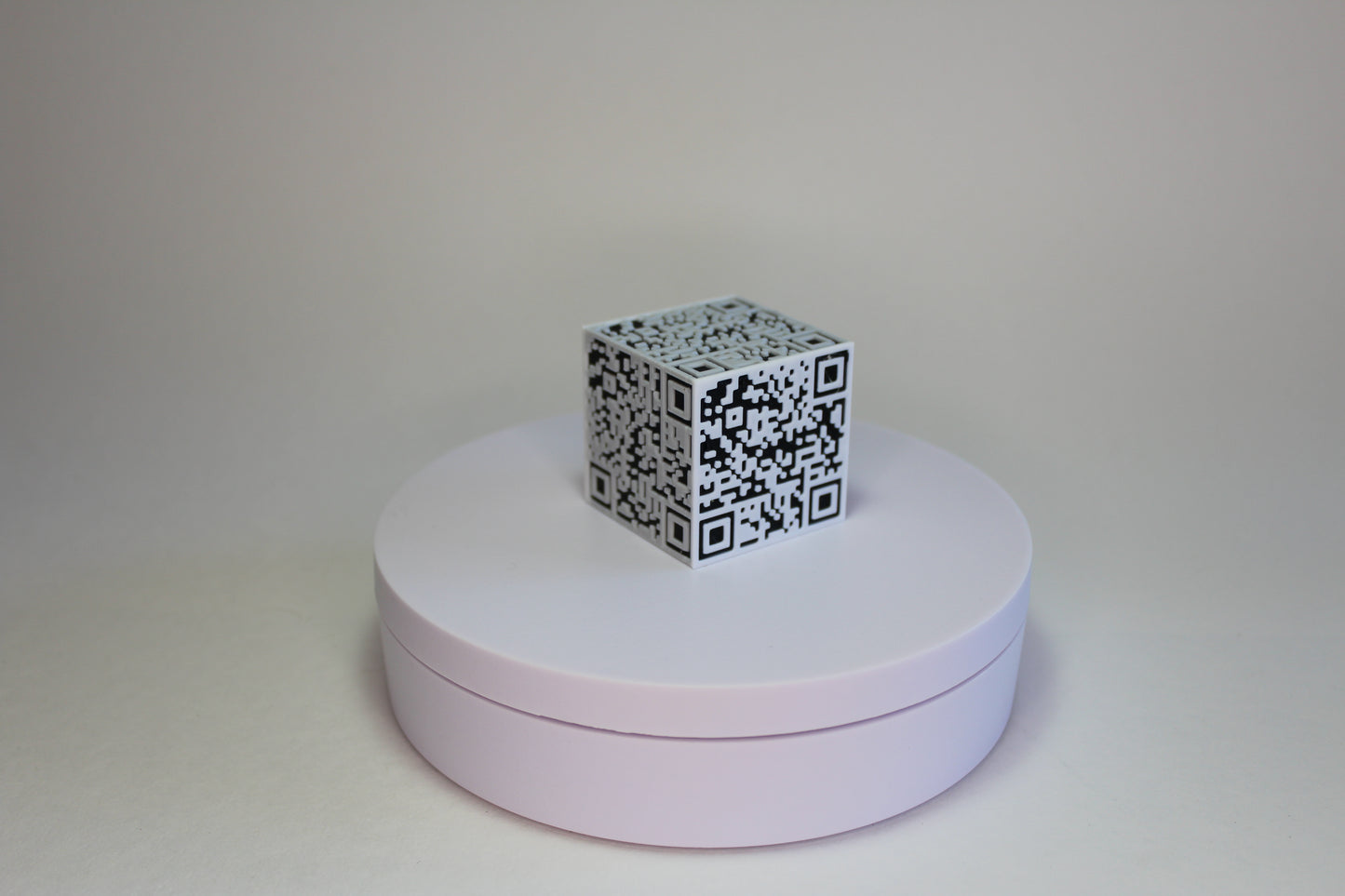 QR Code Cube for Display